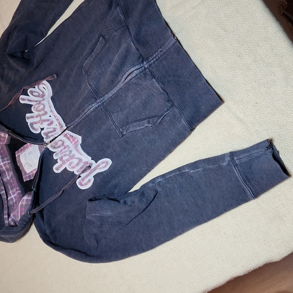 High Camp zipper hoodie - Picture 4 of 6